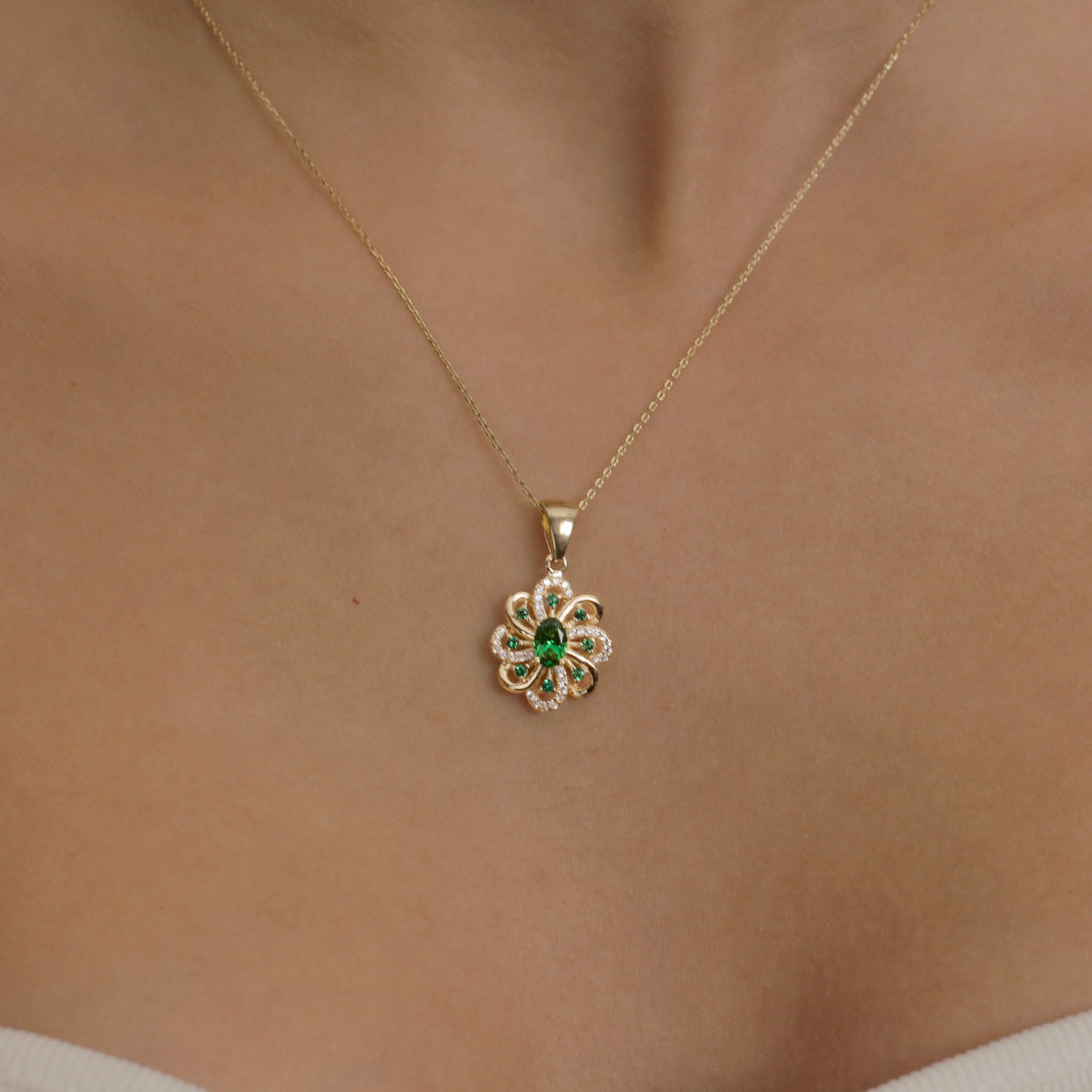 14K Solid Gold Mid-Century Spaced Oval Necklace