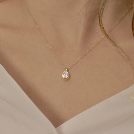 Zirconia Necklace