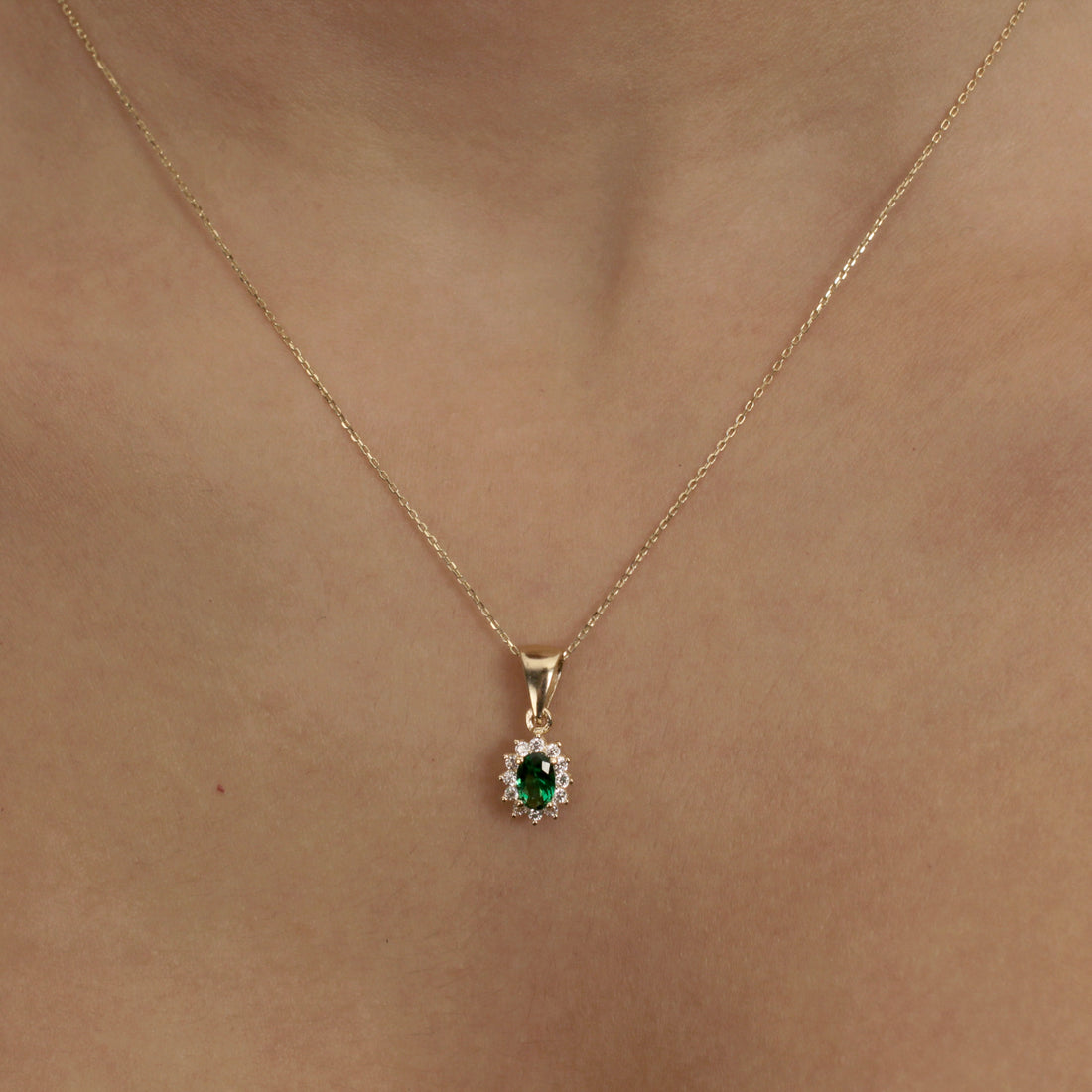 14K Solid Gold Minimalist Oval Emerald Necklace